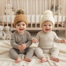 KIDS6237: Baby Girls Pattern Knit Faux Pom Hat (6-18 Months)
